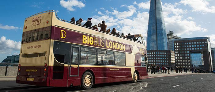 sightseeing bus tour in London