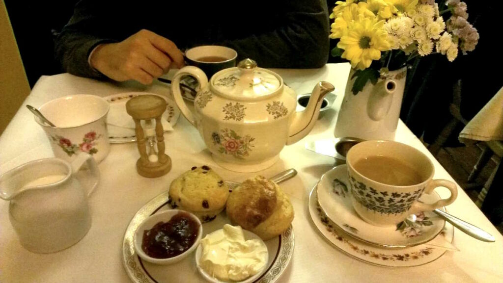 Afternoon tea London